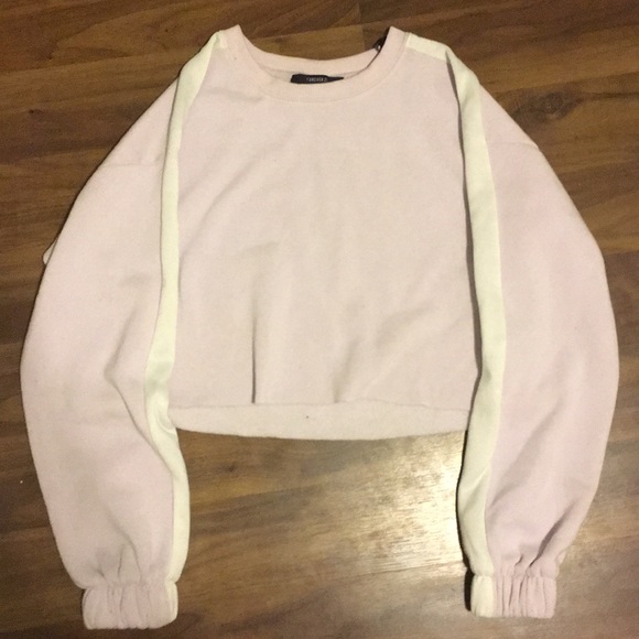 Forever 21 Tops - Forever 21 Cropped Long Sleeve Shirt